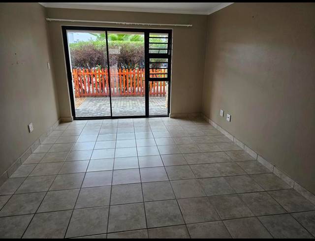 2 BEDROOM PROPERTY TO RENT IN BURGUNDY ESTATE